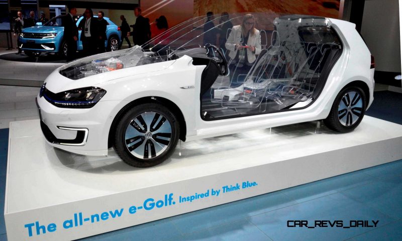 NAIAS 2015 Showfloor Gallery - Day Two in 175 Photos 18