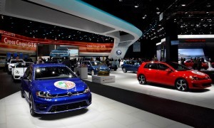 NAIAS 2015 Showfloor Gallery - Day Two in 175 Photos 32