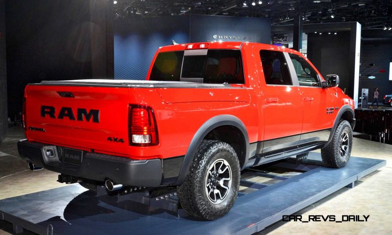 NAIAS 2015 Showfloor Gallery - Day Two in 175 Photos 83