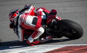 146-1299PanigaleS_KitPerformance_76