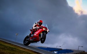 147-1299PanigaleS_KitPerformance_68