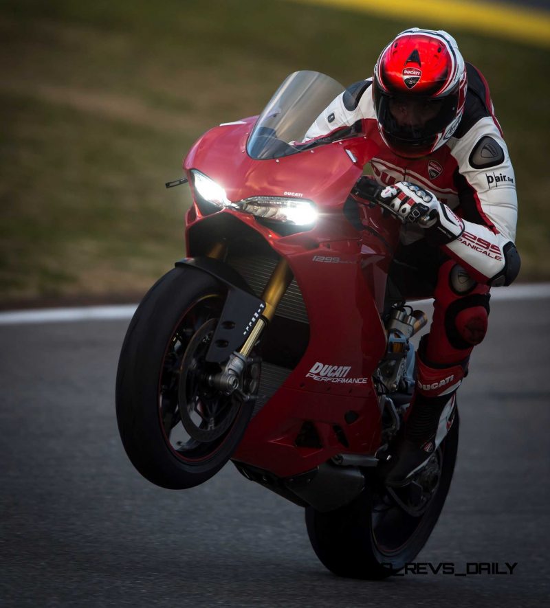 149-1299PanigaleS_KitPerformance_64