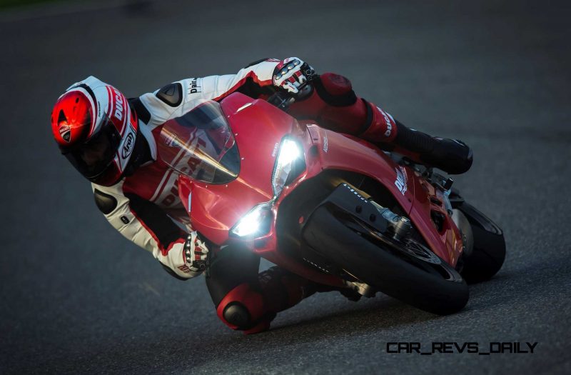 150-1299PanigaleS_KitPerformance_59