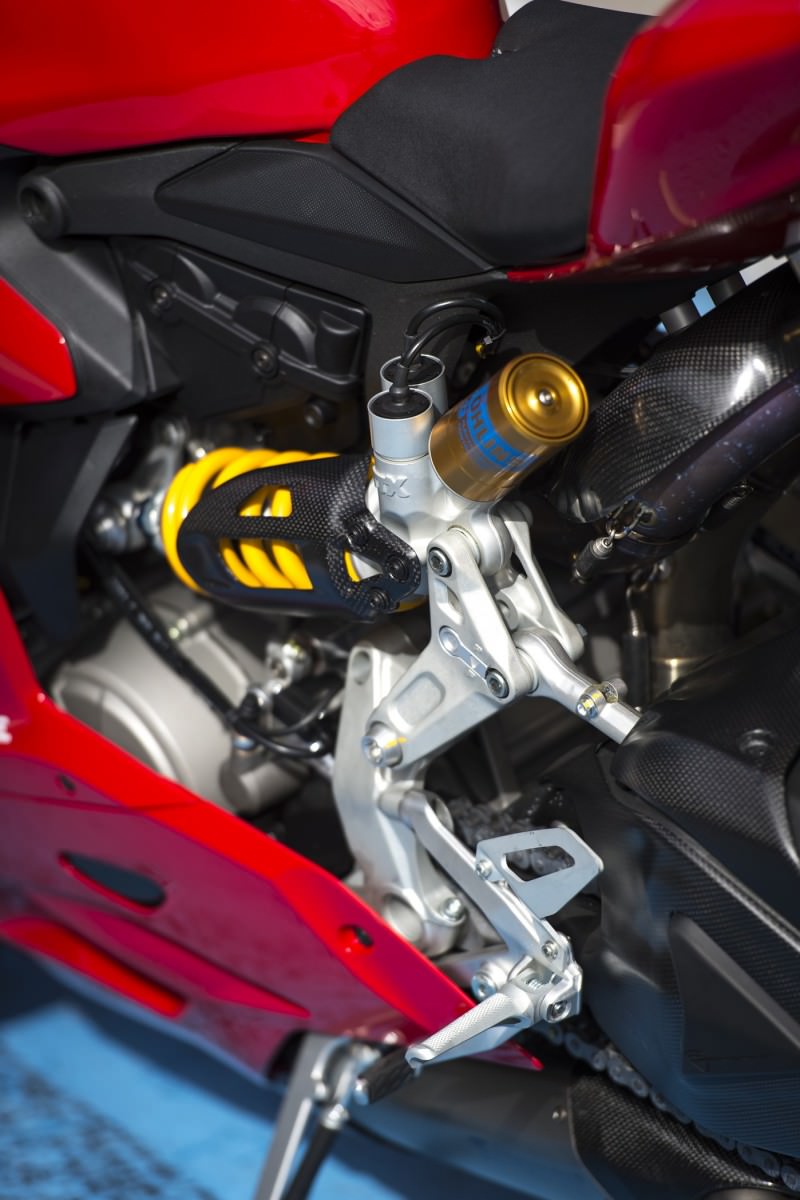 156-1299PanigaleS_KitPerformance_44