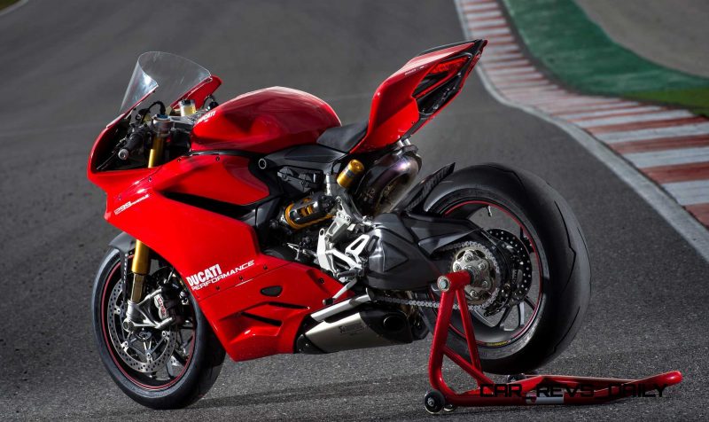 158-1299PanigaleS_KitPerformance_38