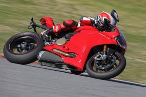 176-1299PanigaleS_Portimao_36