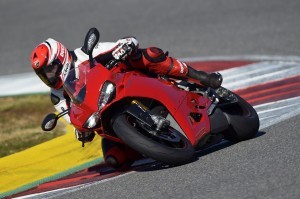 177-1299PanigaleS_Portimao_35