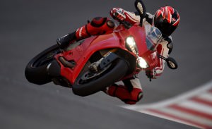 190-1299PanigaleS_Portimao_05