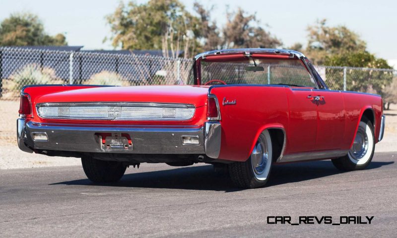 1961 Lincoln Continental Convertible 10