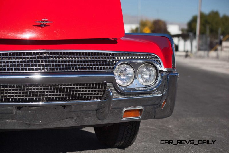 1961 Lincoln Continental Convertible 20