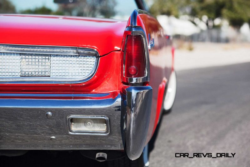 1961 Lincoln Continental Convertible 4