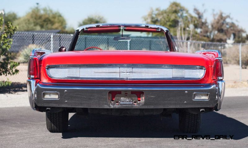 1961 Lincoln Continental Convertible 5