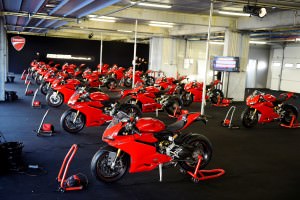 200-1299PanigaleS_Portimao_ambience38