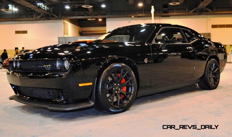 2015 Dodge Challenger SRT Hellcat 11