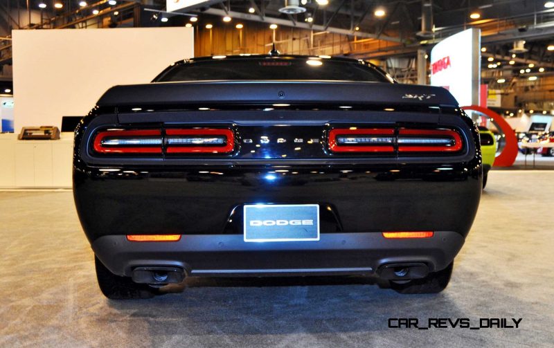 2015 Dodge Challenger SRT Hellcat 17