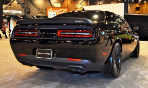 2015 Dodge Challenger SRT Hellcat 19