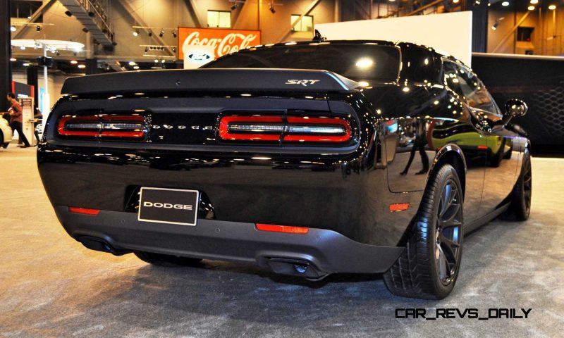 2015 Dodge Challenger SRT Hellcat 19