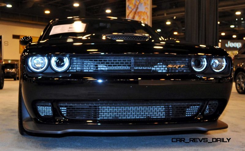 2015 Dodge Challenger SRT Hellcat 3