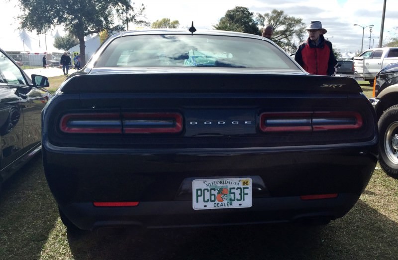 2015 Dodge Challenger SRT Hellcat 30