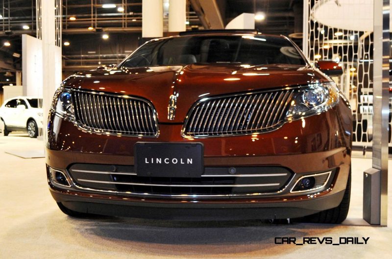 2015 Lincoln MKS 11