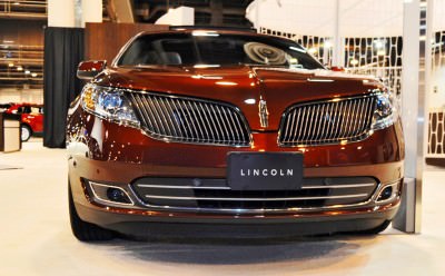 2015 Lincoln MKS 8