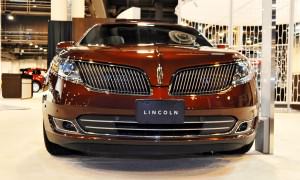 2015 Lincoln MKS 9