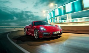 2015 Porsche Boxster and Cayman GTS 8