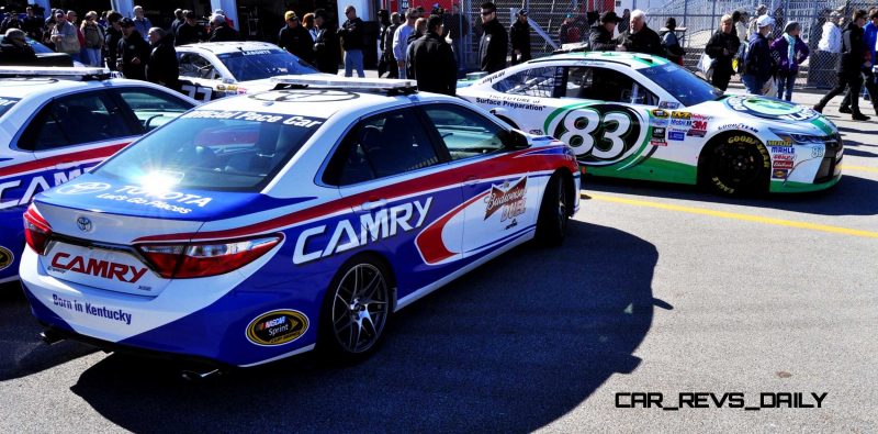 2015 Toyota Camry - DAYTONA 500 Official Pace Car 24