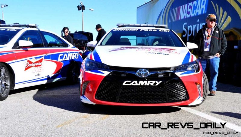 2015 Toyota Camry - DAYTONA 500 Official Pace Car 25