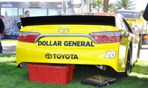 2015 Toyota Camry NASCAR Dollar General 13