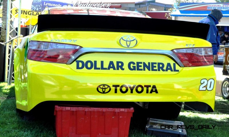 2015 Toyota Camry NASCAR Dollar General 14