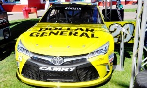 2015 Toyota Camry NASCAR Dollar General 26