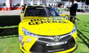 2015 Toyota Camry NASCAR Dollar General 29