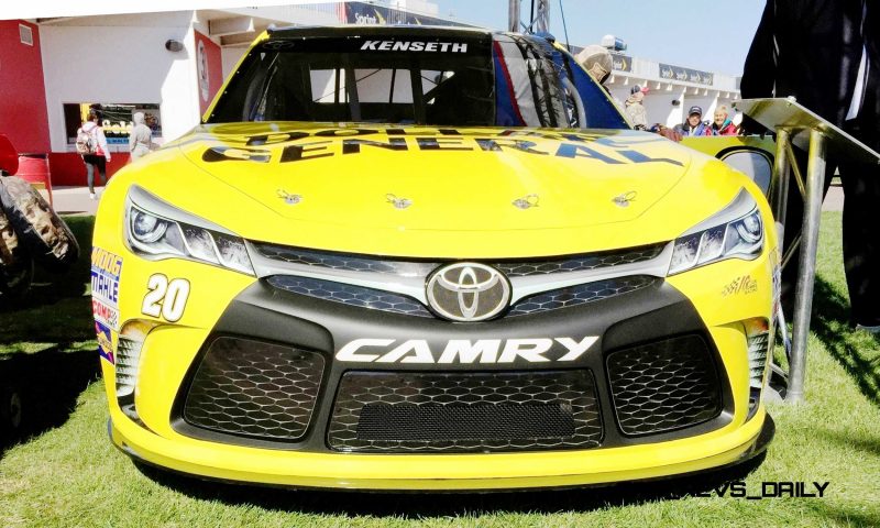 2015 Toyota Camry NASCAR Dollar General 3