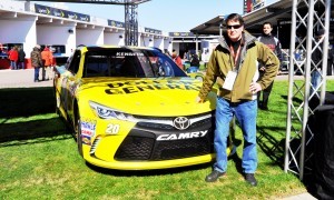 2015 Toyota Camry NASCAR Dollar General 42