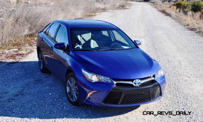 2015 Toyota Camry SE Hybrid Review 62