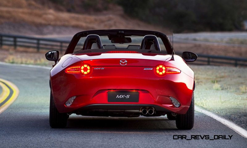 2016 Mazda MX-5 Roadster 2