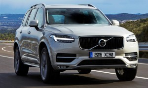 2016-Volvo-XC90-23a