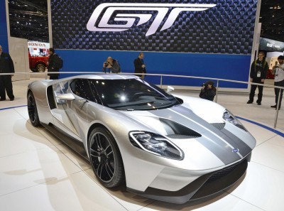 2017 Ford GT in Liquid Silver 2