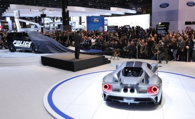 2017 Ford GT in Liquid Silver 7