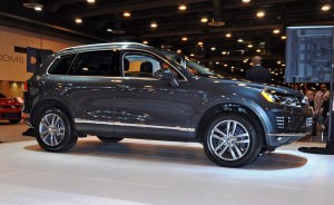 First Drive Review - 2015 Volkswagen Touareg TDI Feels Light, Quick and Lux 12