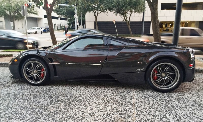 Hypercar Heroes! 2015 Pagani Huayra Up Close and Personal 20