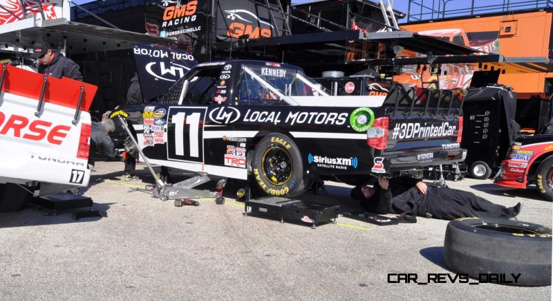 NASCAR Truck Series 2015 Toyota Tundra 11