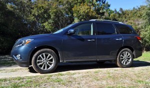 Road Test Review - 2015 Nissan Pathfinder SV 4WD 25