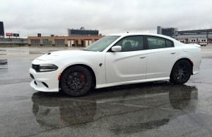 2015 Dodge Charger SRT HELLCAT Review 10