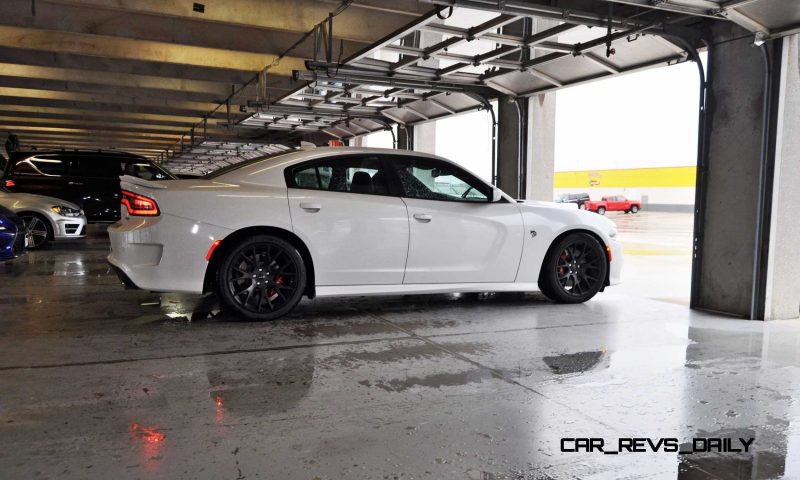 2015 Dodge Charger SRT HELLCAT Review 15