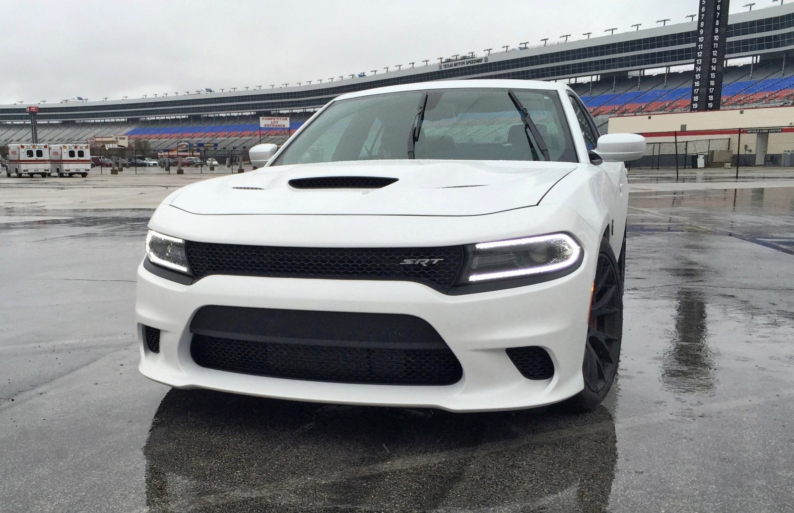 2015 Dodge Charger SRT HELLCAT Review