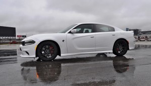 2015 Dodge Charger SRT HELLCAT Review 26