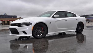 2015 Dodge Charger SRT HELLCAT Review 28