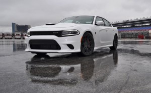 2015 Dodge Charger SRT HELLCAT Review 32